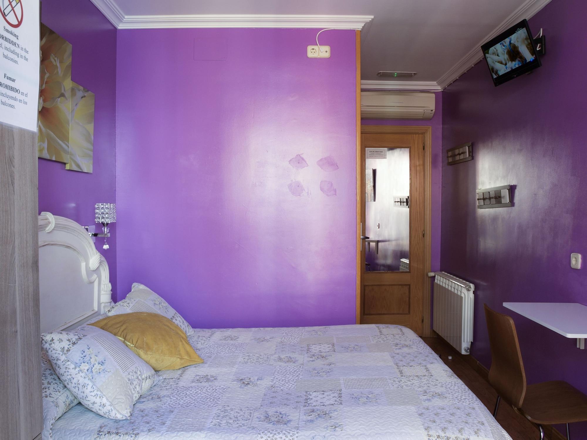 A Pousada Rc Miguel Angel Madri Exterior foto A room at the hotel