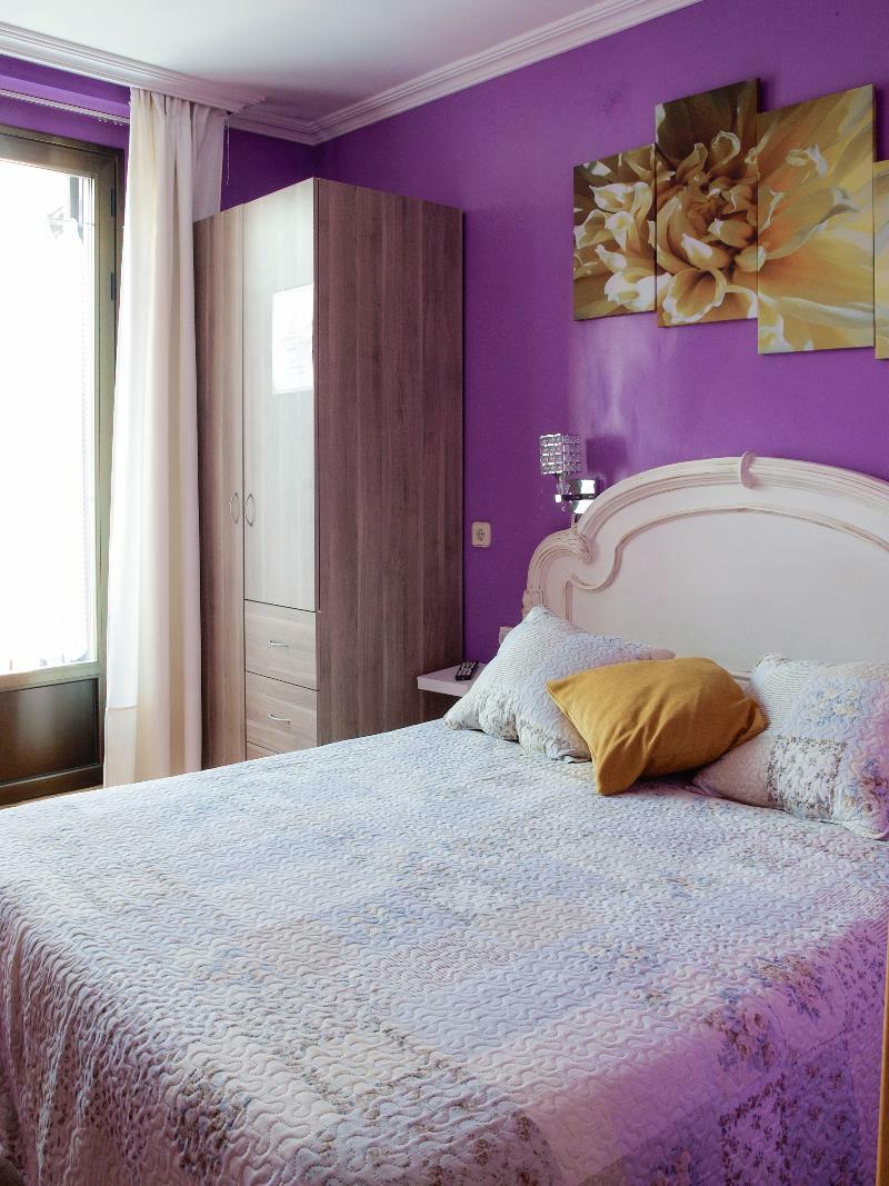 A Pousada Rc Miguel Angel Madri Exterior foto A bedroom